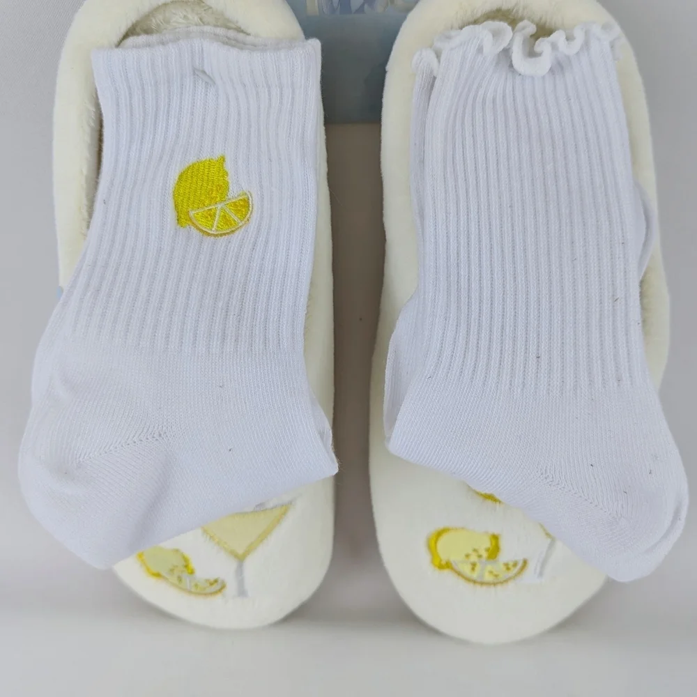 Slippers Lemon Drop Martini Embroidery Faux Fur Slip On Ivory M (6.5-7.5) NWT - Picture 4 of 13